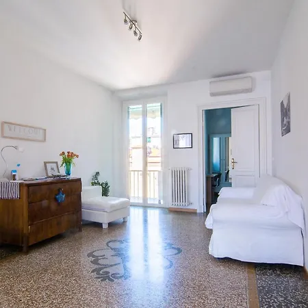 The Grand アパート *