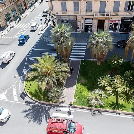 The Grand Apartment *